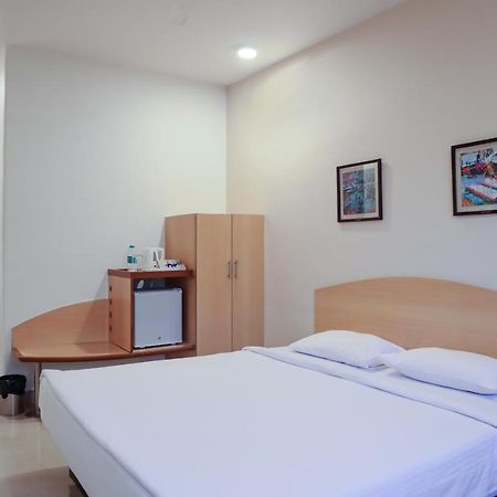 Tirupur Hotel Luaran gambar