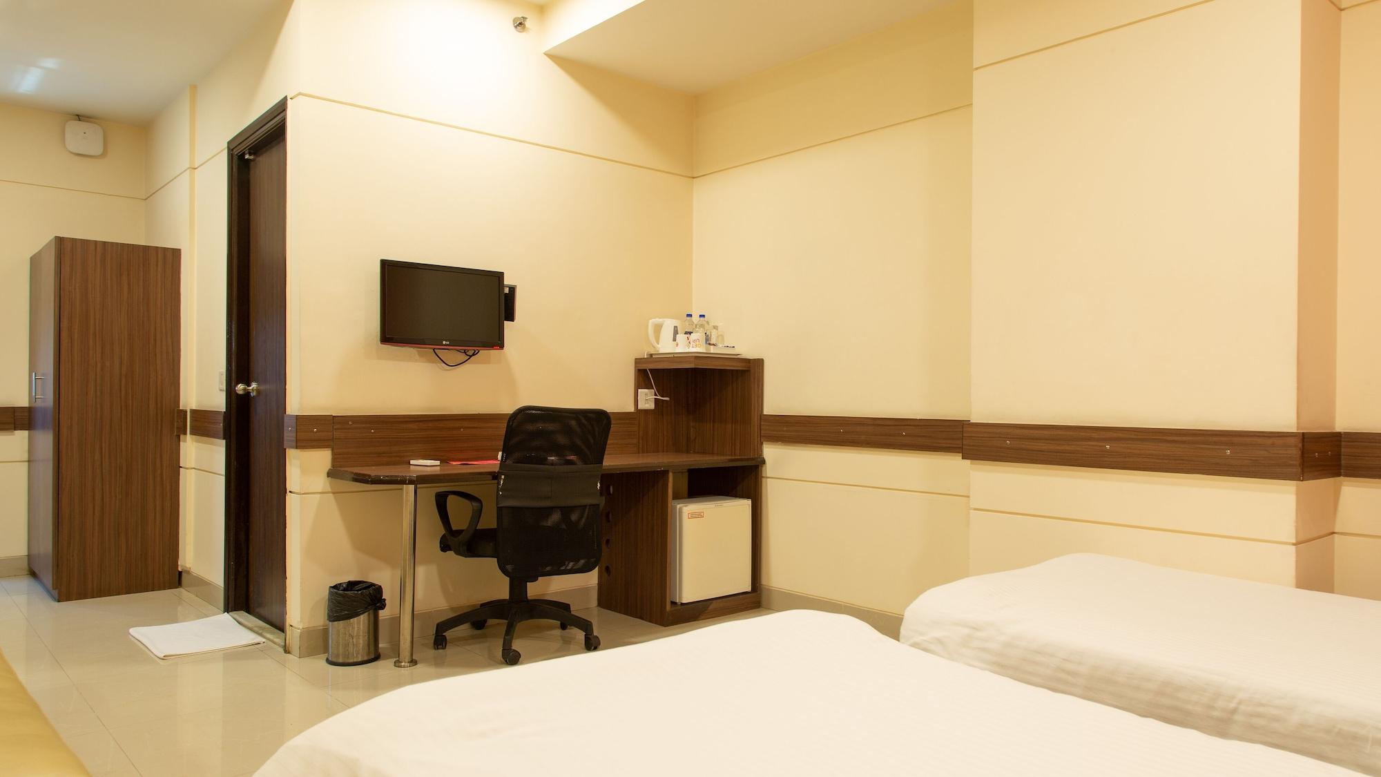 Tirupur Hotel Luaran gambar