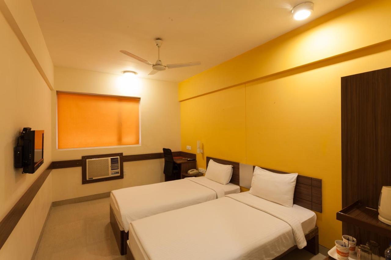 Tirupur Hotel Luaran gambar