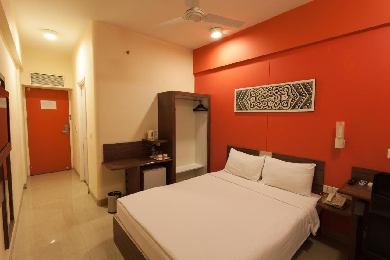 Tirupur Hotel Luaran gambar