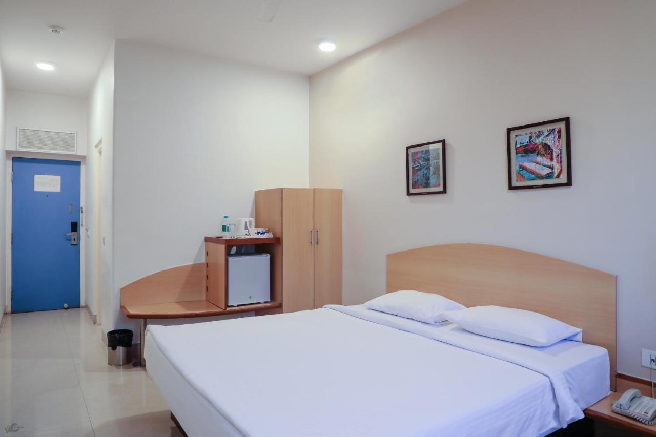 Tirupur Hotel Luaran gambar