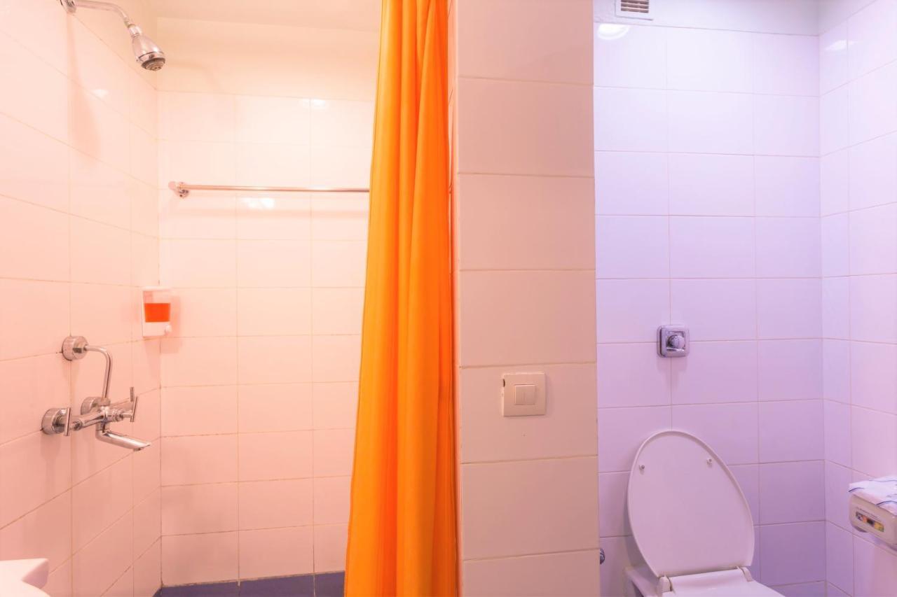 Tirupur Hotel Luaran gambar